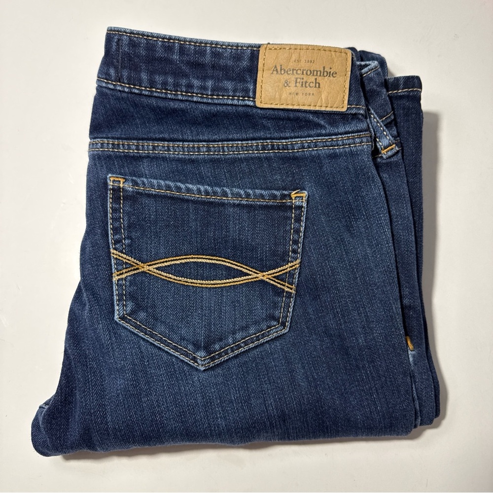 Abercrombie & Fitch Woman’s Dark Blue Jeans 4L W27 L35
